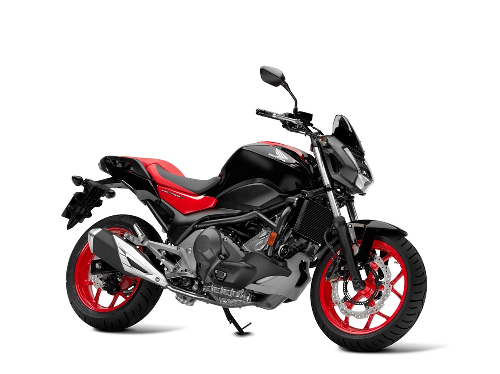 Обновленный мотоцикл Honda NC750S 2016
