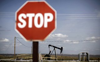 Нефть Brent упала ниже 39 долларов