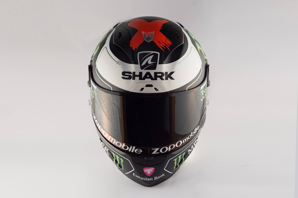 Хорхе Лоренцо показал свой новый шлем Shark