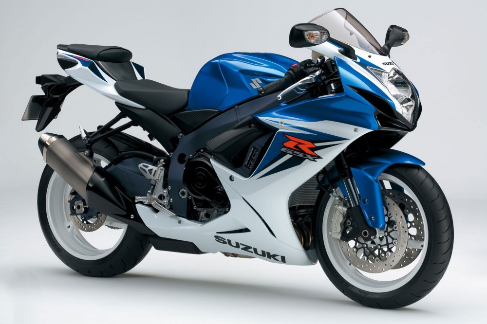 Компания Suzuki отзывает 68 344 мотоциклов